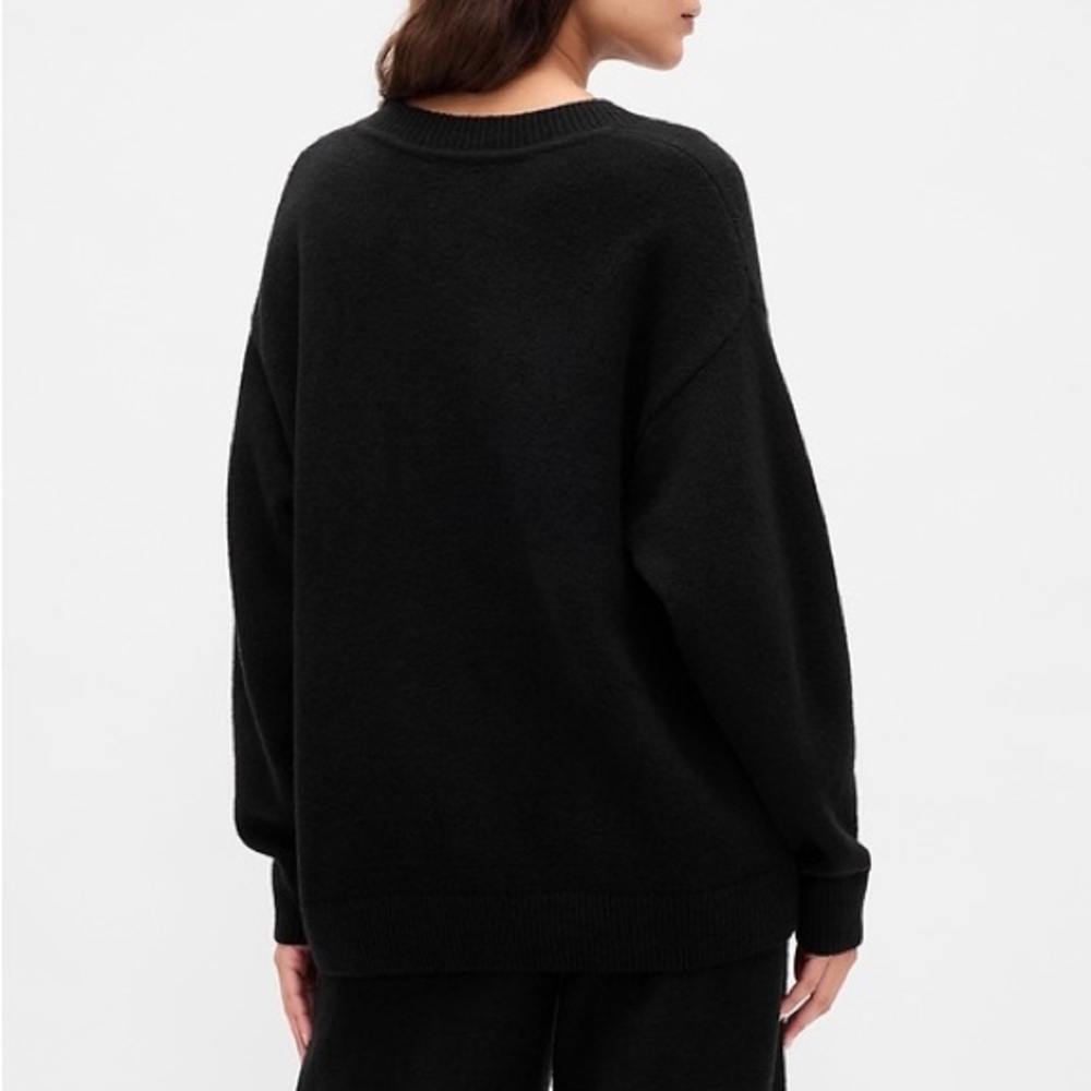 Gap CashSoft Oversized V-Neck Sweater True Black - Picture 3 of 9